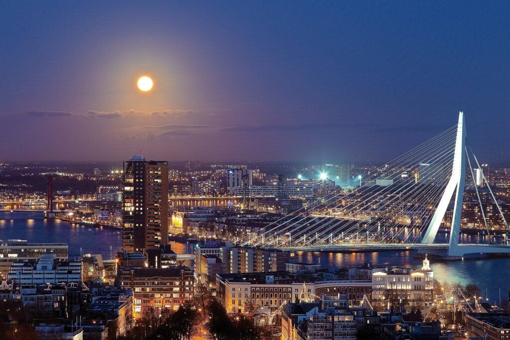 rotterdam-4142597_1920 rotterdam-4142597_1920